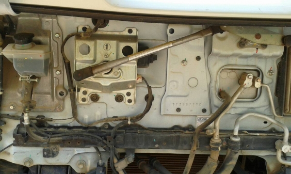 รถฮีโน่ 6 ล้อดั้ม FC9J 175 แรงม้า. ปี 55  ( รถวิ่ง 6x,xxx กว่า กม. )   สนใจติดต่อ  081 - 6079515