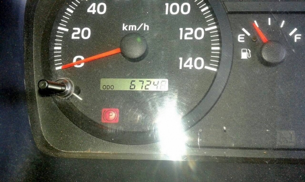 รถฮีโน่ 6 ล้อดั้ม FC9J 175 แรงม้า. ปี 55  ( รถวิ่ง 6x,xxx กว่า กม. )   สนใจติดต่อ  081 - 6079515