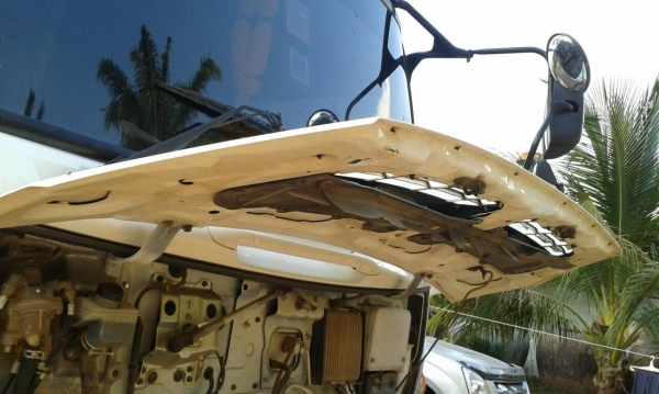 รถฮีโน่ 6 ล้อดั้ม FC9J 175 แรงม้า. ปี 55  ( รถวิ่ง 6x,xxx กว่า กม. )   สนใจติดต่อ  081 - 6079515