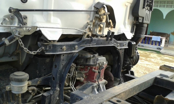 รถฮีโน่ 6 ล้อดั้ม FC9J 175 แรงม้า. ปี 55  ( รถวิ่ง 6x,xxx กว่า กม. )   สนใจติดต่อ  081 - 6079515