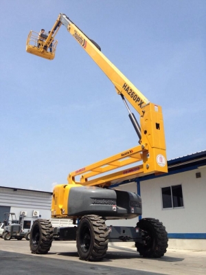 ให้เช่ารถบรรทุกติดเครน HIAB รายวัน สัปดาห์ เดือน ปี