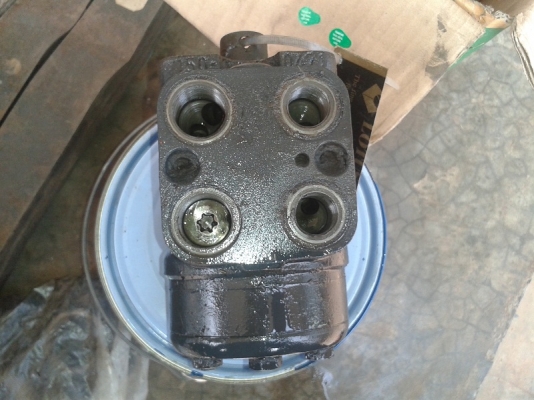 ขายแล้วเฮียปาล์ม พุพง มอเตอร์พวงมาลัยรถไถฟอร์ด 5610s 6610s 6640NH ตรงรุ่นเก่านอกแท้ตัวละ6,500บาท.