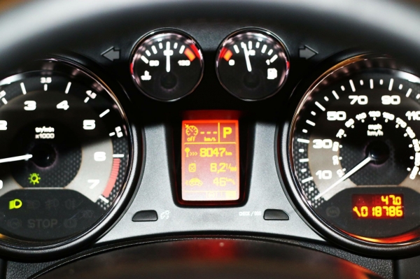 ขาย PEUGEOT RCZ สภาพป้ายแดง วิ่ง18,000โล มือเดี๋ยวออกห้าง ไม่เคยทำสีสักชิ้น ขายเพียง 1,990,000 ขายถูกสุดในตลาด โปรโมชั่นลดทันที 100,000 เหลือเพียง 1,890,000 ไม่ต่างกับซื้อรถใหม่คับ จัดไฟแนทซ์ได้เต็ม หรือ ผ่อน 0\% สนใจติดต่อ 081-508-0500 085-203-6666 Lin ขาย PEUGEOT RCZ สภาพป้ายแดง วิ่ง18,000โล มือเดี๋ยวออกห้าง ไม่เคยทำสีสักชิ้น ขายเพียง 1,990,000 ขายถูกสุดในตลาด โปรโมชั่นลดทันที 100,000 เหลือเพียง 1,890,000 ไม่ต่างกับซื้อรถใหม่คับ จัดไฟแนทซ์ได้เต็ม หรือ ผ่อน 0\% สนใจติดต่อ 081-508-0500 085-203-6666 Lin