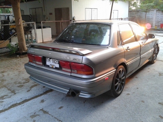 MITSUBISHI, GALANT 2.0 GTi โฉม ปี90-93 สีเขียว เกียร์ออโต้ ติดแก๊ส LPG