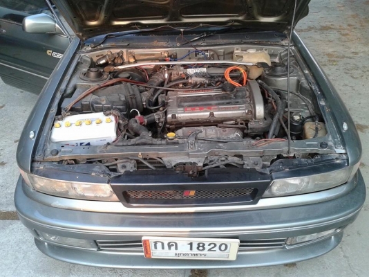 MITSUBISHI, GALANT 2.0 GTi โฉม ปี90-93 สีเขียว เกียร์ออโต้ ติดแก๊ส LPG