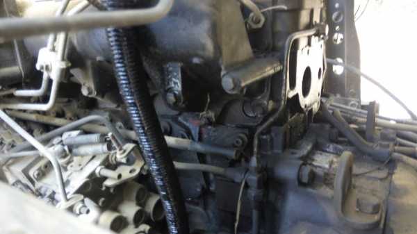 รถฮีโน่ 10 ล้อดั้ม  320 แรงม้า. ปี  47  ( ขายแม่ , ลูก )   สนใจติดต่อ  081 - 6079515