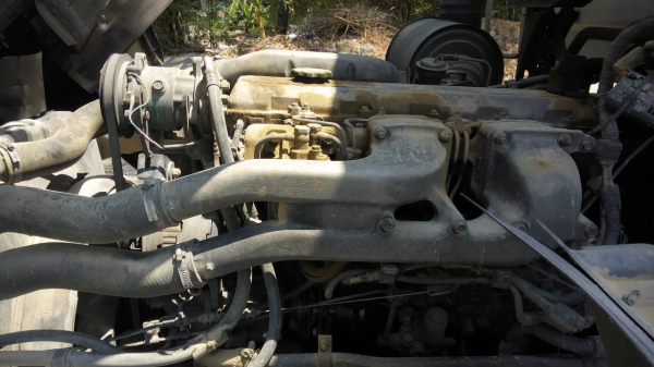 รถฮีโน่ 10 ล้อดั้ม  320 แรงม้า. ปี  47  ( ขายแม่ , ลูก )   สนใจติดต่อ  081 - 6079515