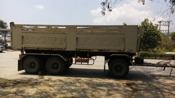 รถฮีโน่ 10 ล้อดั้ม  320 แรงม้า. ปี  47  ( ขายแม่ , ลูก )   สนใจติดต่อ  081 - 6079515