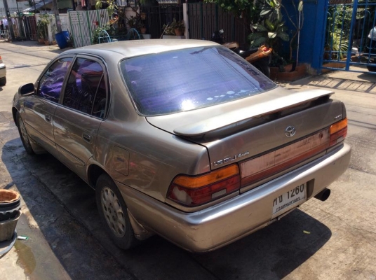 ขายครับ toyota corola 1.6. ท๊อปสุด ออโต้ ไฟฟ้าทั้งคัน เครื่องเกียรช่วงล่างดีภายในสวยสะอาด พร้อมใช้ แอรหนาวมวิ่งไกลสะบาย สีไม่สวยครับเก็บสีอย่างเดียวจบเลย. ราคา39000 งดต่อลอง กอล์ฟครับ085-359-4089หรือ082-494-5768 ดูรถสายไหมวงศกร24ชม