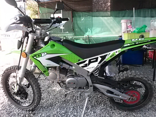 ขาย gpx Dp 125 cc ทะเบียนพร้อมชุดโอน รถ 8 ดือน