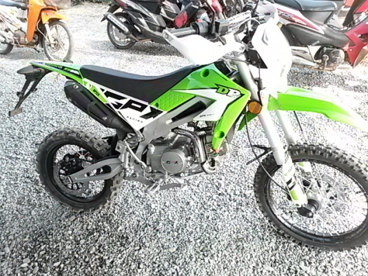 ขาย gpx Dp 125 cc ทะเบียนพร้อมชุดโอน รถ 8 ดือน