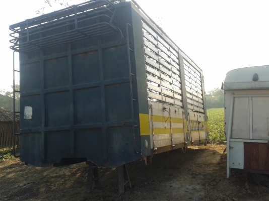 กระบะรถล่องอลูมิเนียมสวย ๆ มาแล้วครับ