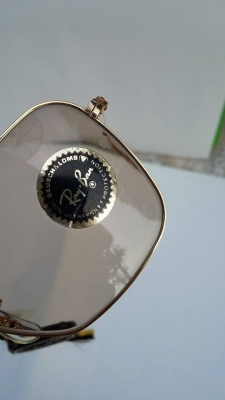 ขาย rayban usa caravan เลนส์ออโต้ปรับแสงครับ มือหนึ่งเก่าเก็บครับ