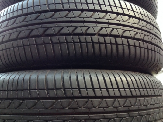 ยาง Bridgestone 175-65-15 ถอดป้ายแดง ปี 13