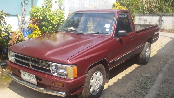 toyota hero 2.45  ขายหกหมื่นแปด