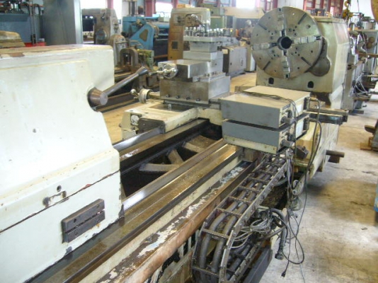 ขายเครื่องกลึงงานหนักDAINICHI Lathe DHM 880&phi;X2,500M/M Chuck: 600&phi; Year: 1971