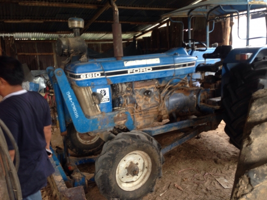 ขายรถไถFORD 1 เพลา เสื้อลาย เลขเกียร์ EONN-7006-FA ท้ายเบาะ EONN501-EA รถสวยสภาพดีพร้อมใช้งาน อุปกรณ์ครบพร้อม มีใบมีดดันหน้า ผาน7สภาพดีมากพร้อมใช้งาน ทะเบียนพร้อมโอน เครื่องแห้งแรงดี ระบบไฮดรอลิกส์ดี  ราคา 348,000บาท คูณ ชัยยา อ.สตึก โทร 089-8451887 081-9