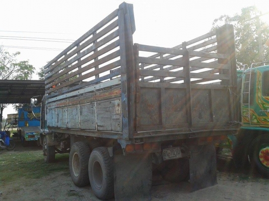 ขายสิบล้อ1เพลา ดั้มอีซูซุDECA คัชซีJCM เครื่อง175เทอร์โบ พ.เพาเวอร์ เครื่องดี คัชซีสวย ยางดี สภาพพร้อมใช้งาน เอกสารพร้อมโอน ราคา520,000 สนใจโทร 090-8588220คุณนะ 093-3258446คุณบิวตี้ ID:narong498 หรือ www.truck.in.th/498 หรือfb:ณรงค์ ซื้อขายรถมือสอง(เว็บไซ