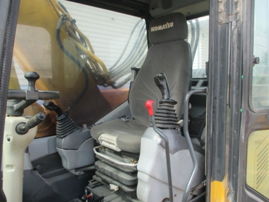 รถขุดล้อยาง KOMATSU PW200-7K รถนอกนำเข้า