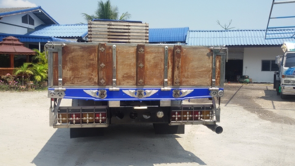 ขายรถ 6 ล้อใหญ่ HINO สิงไฮเทคFF3H195แรงม้า สภาพสวยเดิม เครื่องดี คัชชีสวย เดิม กระจกไฟฟ้า แอร์เย็น ยาว7.20เมตร รถห้างแท้ กะบะไม้สวย พร้อมใช้งานเลยครับ ม ขายรถ 6 ล้อใหญ่ HINO สิงไฮเทคFF3H195แรงม้า สภาพสวยเดิม เครื่องดี คัชชีสวย เดิม กระจกไฟฟ้า แอร์เย็น ยาว7.20เมตร รถห้างแท้ กะบะไม้สวย พร้อมใช้งานเลยครับ ม