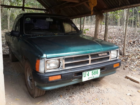 ขายรถกระบะ โตโยต้า ปี.33 เครื่อง.2400 ตามวภาพ รถใช้งานอยู่ สนใจโทน.084-9206030 ขายรถกระบะ โตโยต้า ปี.33 เครื่อง.2400 ตามวภาพ รถใช้งานอยู่ สนใจโทน.084-9206030