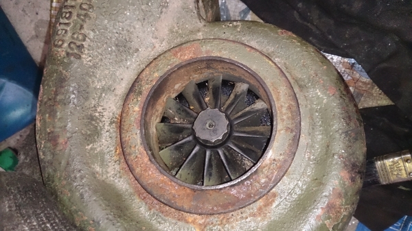 เทอร์โบ ใหญ่ๆ schwitzer 3lm  ลูกละ9,000