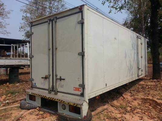 ขายตู้คอนเทรนเนอร์ยกลงจากรถสิบล้อ ตู้แห้ง3บาน ยาว6.50ม พื้นดี ตรงดี ไม่ผุ สีสันดี สภาพพร้อมใช้งาน สนใจโทร 090-8588220คุณนะ 093-3258446คุณบิวตี้ ID:narong498 หรือ www.truck.in.th/498 หรือfb:ณรงค์ ซื้อขายรถมือสอง(เว็บไซต์ส่วนตัว)