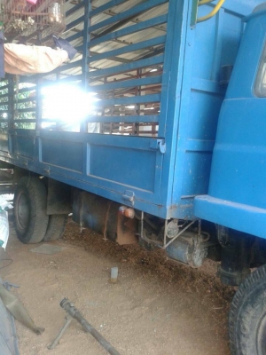 ขาย6ล้อ อีซูซุJCM เครื่อง 145แรง เครื่องดี คัชซีสวย ยางดี ภายในสวย สภาพพร้อมใช้งาน เอกสารพร้อมโอน ราคา390,000 สนใจโทร 090-8588220คุณนะ 093-3258446คุณบิวตี้ ID:narong498 หรือ www.truck.in.th/498 หรือfb:ณรงค์ ซื้อขายรถมือสอง(เว็บไซต์ส่วนตัว)