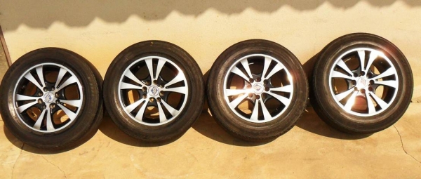 แม็กซิ่ง ขอบ14_4รู100และ4รู114 พร้อมยางไฟร์สโตน(4ล้อ 2,900บ.) แม็กซิ่ง ขอบ14_4รู100และ4รู114 พร้อมยางไฟร์สโตน(4ล้อ 2,900บ.)