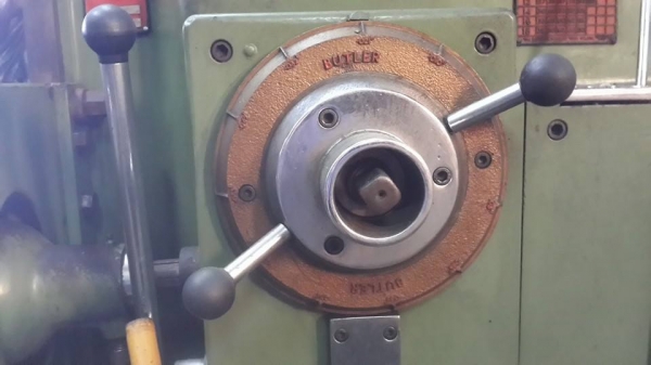 เครื่องไสอังกฤษ ยี่ห้อ butler ระยะชัก 18" ลูกเต๋าปรับเอัยงองศาได้ ยี่ห้อ และสภาพ อย่างเทพเลยครับ สภาพเก่าเก็บมานาน ยังคงสภาพได้อย่างสมบูรณ์ 39000 บาท เอก ปทุม 0814583376 เครื่องไสอังกฤษ ยี่ห้อ butler ระยะชัก 18" ลูกเต๋าปรับเอัยงองศาได้ ยี่ห้อ และสภาพ อย่างเทพเลยครับ สภาพเก่าเก็บมานาน ยังคงสภาพได้อย่างสมบูรณ์ 39000 บาท เอก ปทุม 0814583376