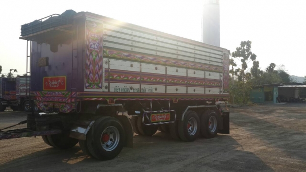 รถพ่วงแม่+ลูก รถพ่วงแม่+ลูก