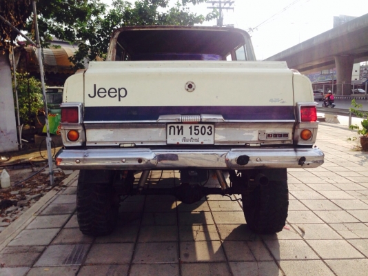 รถjeep ยกสูงสภาพดีมากพร้อมใช้งาน หายากมีเล่มทะเบียนสนใจสอบถามใด้