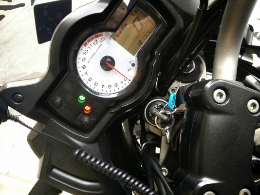 ขายKawasaki Versys 650CC มือสอง พร้อมของแต่งครบชุด