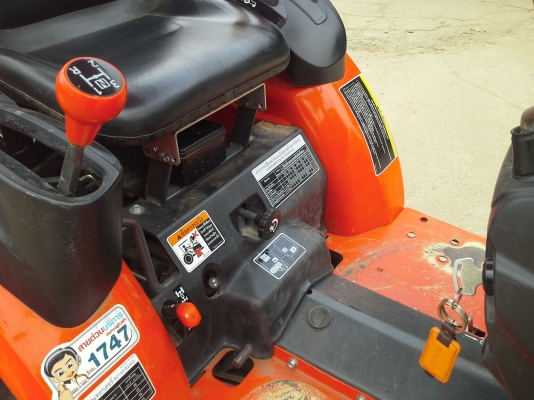 ขาย แทรกเตอร์ KUBOTA B2440 สภาพ 90\% 2xx ช.ม