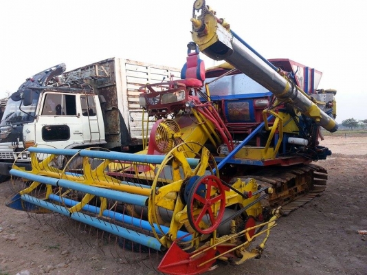 ขายรถเกี่ยวข้าวเกษตรพัมนา รุ่นปลดหนี้ อุ้ม2.5ตัน เครื่องอีซูซุ175แรง ตัวเดิน12HT ปั้ม22ไดกิ้น เครื่องดี ช่วงล่างดี ทำงานขยัน เกี่ยวเร็ว สภาพพร้อมใช้งาน สนใจโทร 090-8588220คุณนะ 093-3258446คุณบิวตี้ ID:narong498 หรือ www.truck.in.th/498 หรือfb:ณรงค์ ซื้อขา