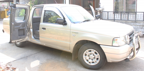 ขายด่วน รถกระบะ FORD ปี 2005 ขายด่วน รถกระบะ FORD ปี 2005