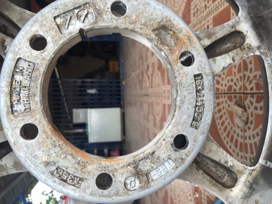 ขายแม็ก16