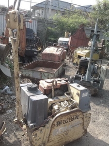 ขาย - รถบดดิน เดินตาม แบบสั่นสะเทือน bomag เครื่อง kubota มือสองญี่ปุ่น ขาย - รถบดดิน เดินตาม แบบสั่นสะเทือน bomag เครื่อง kubota มือสองญี่ปุ่น