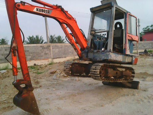 ขายแบ็คโฮ KUBOTA KH-024 ขนาดเท่า PC-25  พร้อมใช้งาน