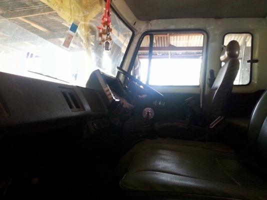 ขายเทรลเลอร์2เพลาISUZU  ROCKY มีบันไดไฮดรริกขึ้นรถเกี่ยว คัชซีFVZ12MY เครื่อง175แรง พ.เพาเวอร์ เบรกทิฟฟี่ เครื่องดี คัชซีสวย ยางดี ภายในสวย สภาพพร้อมใช้งาน เอกสารพร้อมโอน สนใจโทร 090-8588220คุณนะ 093-3258446คุณบิวตี้ ID:narong498 หรือ www.truck.in.th/498