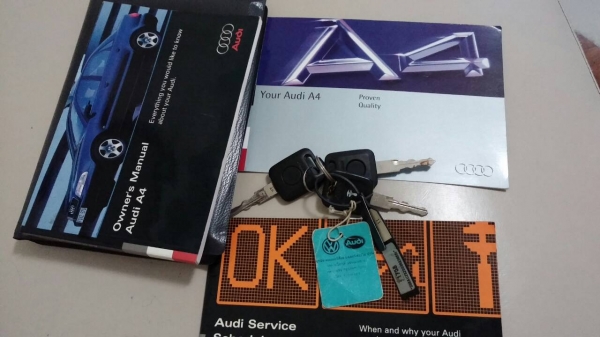 Audi A4 b5 1.8 ออโต้ ABS แอร์แบ็คคู่ทำจบทุกอย่างแล้วครับ