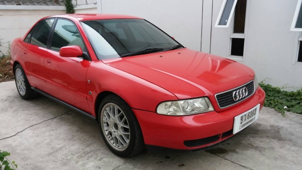 Audi A4 b5 1.8 ออโต้ ABS แอร์แบ็คคู่ทำจบทุกอย่างแล้วครับ