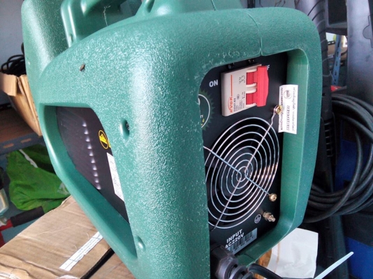 ขายตู้เชื่อม INVERTER LONGWELL MMA215 มือสองครับ ขายตู้เชื่อม INVERTER LONGWELL MMA215 มือสองครับ