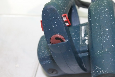 เครื่องเป่าลม bosch gbl 800e กำลัง 800วัตต์ สภาพพร้อมใช้ครับ