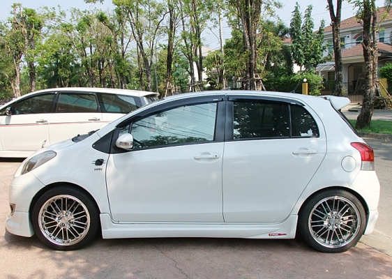 TOYOTA YARIS 1.5G  แต่งเครื่องเสียงแบบจัดเต็ม!!!