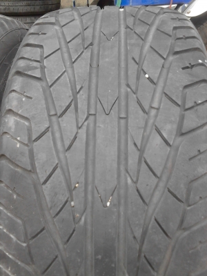 235/40R18 CHAMPIRO HPX มี 2 เส้น TEL.081-427-3941
