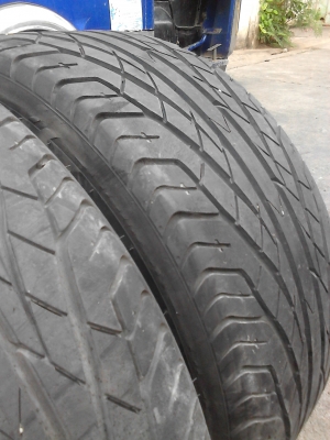 235/40R18 CHAMPIRO HPX มี 2 เส้น TEL.081-427-3941