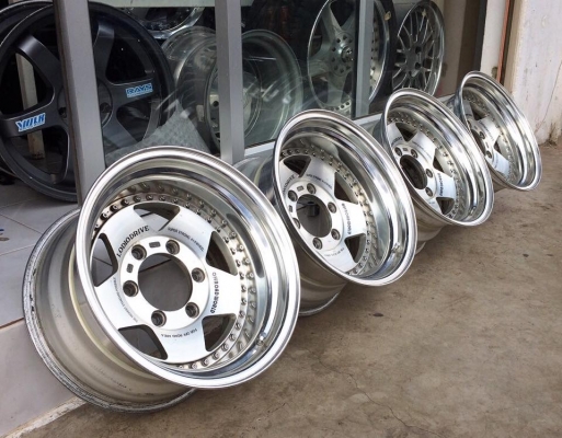 ขายล้อ LODIODRIVE 3 ชิ้นแท้ 15x8.5 ุ6 รูกระบะ ออฟลึกๆ ประมูลจากญี่ปุ่น