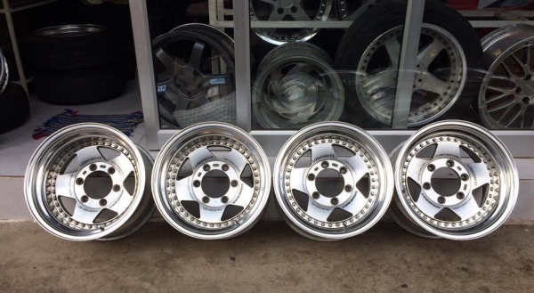 ขายล้อ LODIODRIVE 3 ชิ้นแท้ 15x8.5 ุ6 รูกระบะ ออฟลึกๆ ประมูลจากญี่ปุ่น