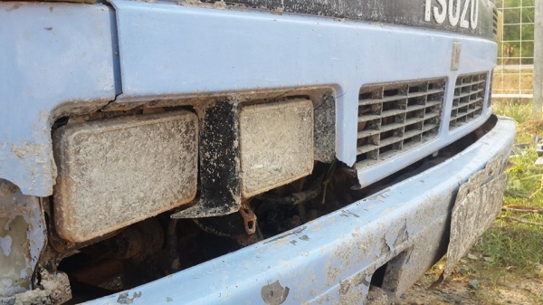 **270,000 บ.ต่อรอง///6ล้อติดเครน NPR-110** ขาย ISUZU NPR-110 6ล้อบรรทุก ติดเครน ISUZU NPR59L 4BE1-110 ฝาดำ ประกอบ เครื่องดี แรง ดี เกียร์สั้น เข้างง่าย ไม่หลุดครับ ช่วงล่างเดิม 5น็อต หน้า-หลัง คัสซีดี สวย ไม่ปะไม่ผุ กระบะเหล็กพื้นเรียบยาว4.30ม.สภาพดี พื้น **270,000 บ.ต่อรอง///6ล้อติดเครน NPR-110** ขาย ISUZU NPR-110 6ล้อบรรทุก ติดเครน ISUZU NPR59L 4BE1-110 ฝาดำ ประกอบ เครื่องดี แรง ดี เกียร์สั้น เข้างง่าย ไม่หลุดครับ ช่วงล่างเดิม 5น็อต หน้า-หลัง คัสซีดี สวย ไม่ปะไม่ผุ กระบะเหล็กพื้นเรียบยาว4.30ม.สภาพดี พื้น